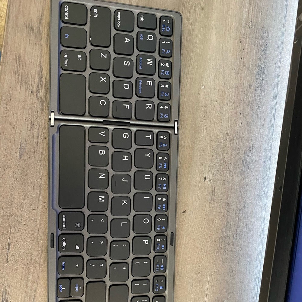 Portable Foldable Keyboard - image 3